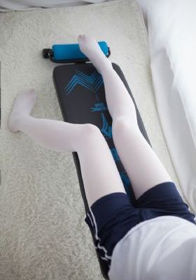 宋小宝回应和举重选手撞脸